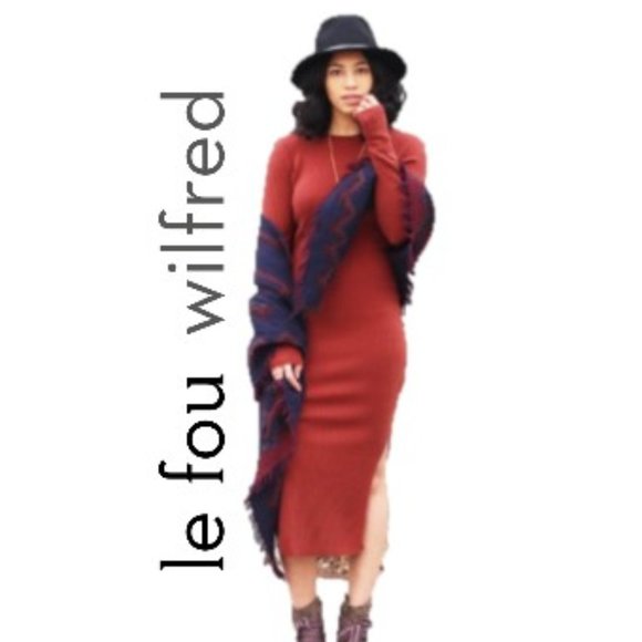 Aritzia Dresses & Skirts - Aritzia Le Fou Wilfred Red Maxi Dress